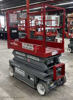 Scissor lift 2015  Skyjack 3219 (7)