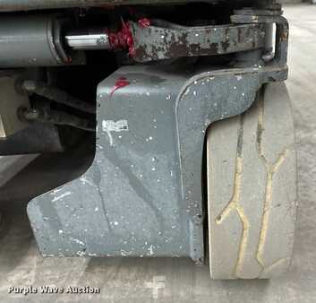 Scissor lift 2015  Skyjack 3219 (28)