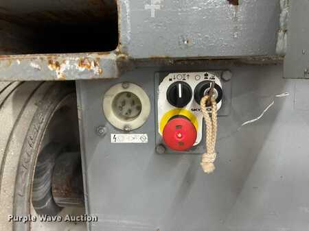 Scissor lift 2015  Skyjack 4632 (22)