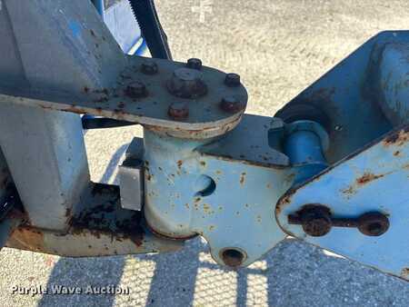 Telescopic boom lift 1999  Genie S-60 (16)