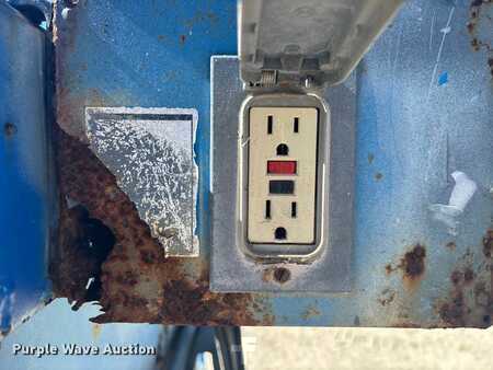 Telescopic boom lift 1999  Genie S-60 (30)