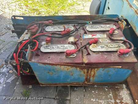 Scissor lift - Genie GS-3246 (17)