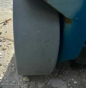 Scissor lift - Genie GS-3246 (29)