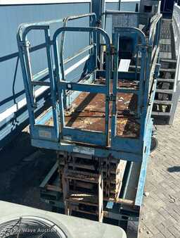 Scissor lift - Genie GS-3246 (4)