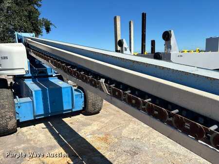 Telescopic boom lift 2003  Genie S-80 (17)