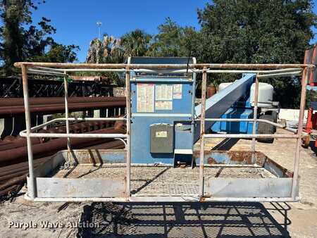 Telescopic boom lift 2003  Genie S-80 (20)