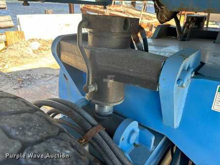 Telescopic boom lift 2003  Genie S-80 (34)