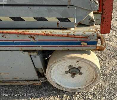 Scissor lift - Skyjack SJIII 4632 (23)