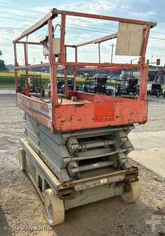 Scissor lift - Skyjack SJIII 4632 (6)