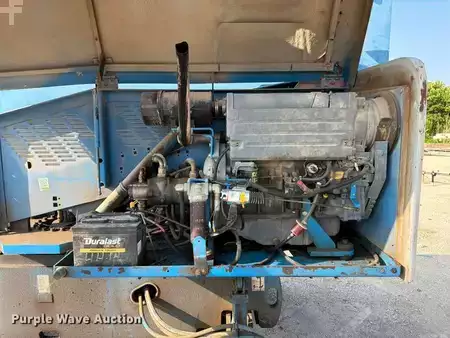 Nacelle télescopique 2000  Genie S-45 (38)