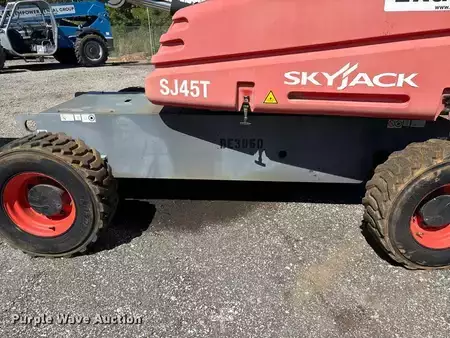 Plataforma Telescópica 2018  Skyjack SJ45T (11)
