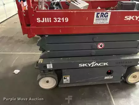 Plataforma de Tijera 2018  SkyJack SKlll3219 (12)