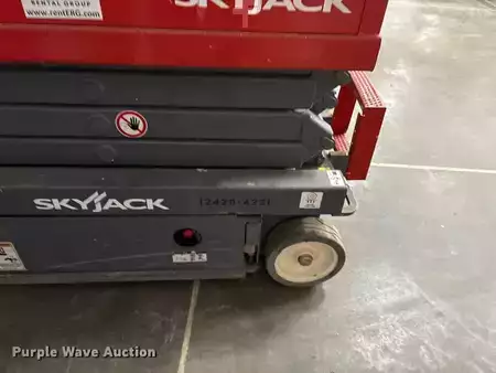 Plataforma de Tijera 2018  SkyJack SKlll3219 (14)