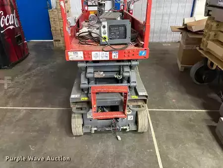 Plataforma de Tijera 2018  SkyJack SKlll3219 (17)