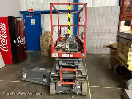Plataforma de Tijera 2018  SkyJack SKlll3219 (2)