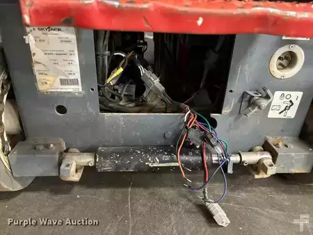 Plataforma de Tijera 2018  SkyJack SKlll3219 (22)
