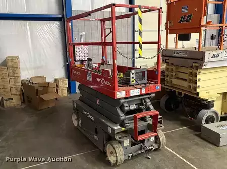 Plataforma de Tijera 2018  SkyJack SKlll3219 (3)