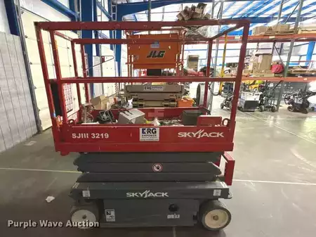 Plataforma de Tijera 2018  SkyJack SKlll3219 (4)