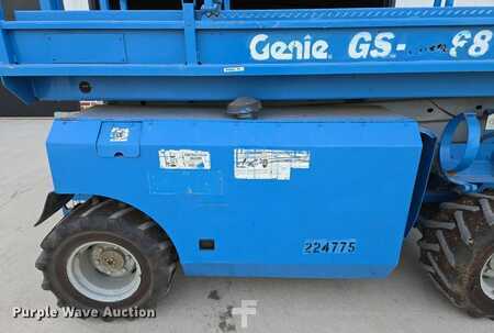 Plataforma Tijera 2000  Genie GS-2668 RT (11)