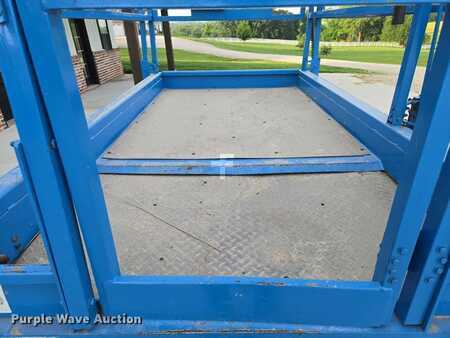 Plataforma Tijera 2000  Genie GS-2668 RT (18)