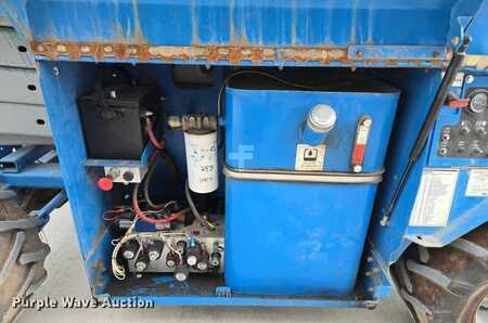 Plataforma Tijera 2000  Genie GS-2668 RT (25)