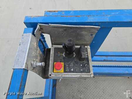 Plataforma Tijera 2000  Genie GS-2668 RT (34)