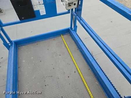 Plataforma Tijera 2000  Genie GS-2668 RT (38)