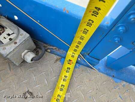 Plataforma Tijera 2000  Genie GS-2668 RT (39)