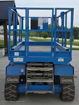 Plataforma Tijera 2000  Genie GS-2668 RT (6)