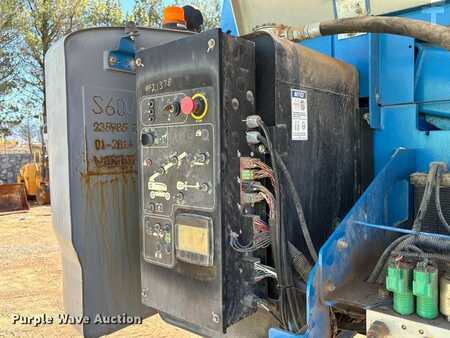 Telescopic boom lift 2014  Genie S-60X (24)