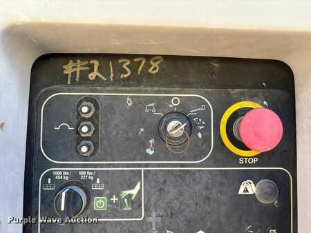 Telescopic boom lift 2014  Genie S-60X (38)