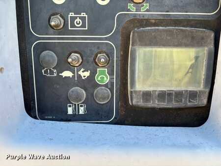 Telescopic boom lift 2014  Genie S-60X (40)