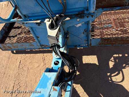 Telescopic boom lift 2008  Genie S-65 (17)