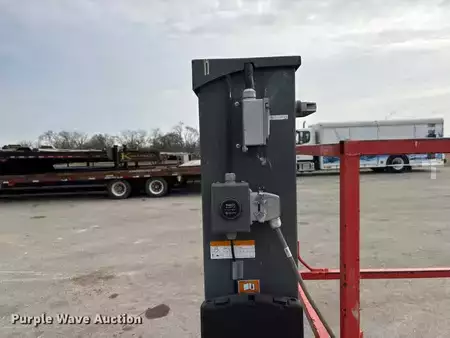 Vertical mast lift - SkyJack SJ12 (10)