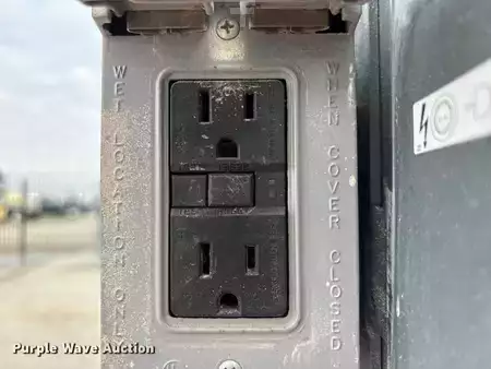 Vertical mast lift - SkyJack SJ12 (29)