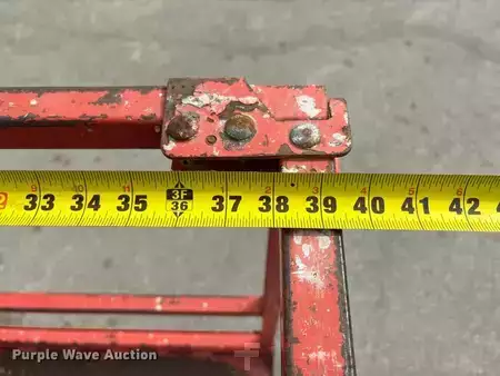 Vertical mast lift - SkyJack SJ12 (32)