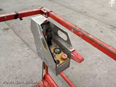 Vertical mast lift - SkyJack SJ12 (34)