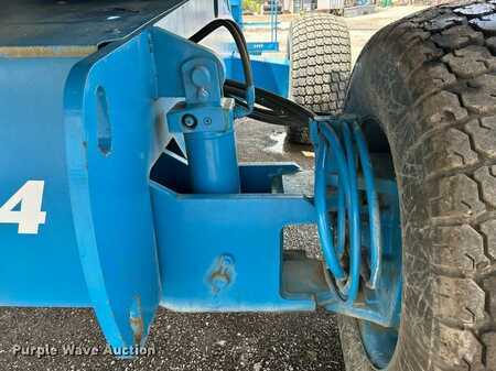 Telescopic boom lift 2005  Genie S-60 (18)