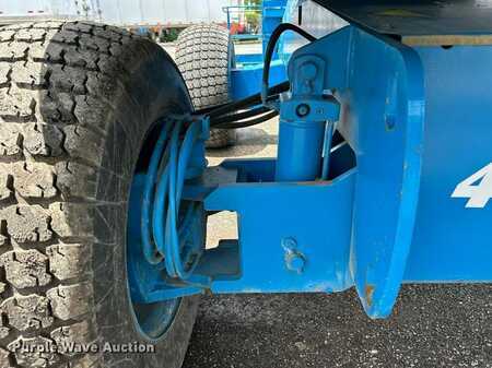 Telescopic boom lift 2005  Genie S-60 (19)