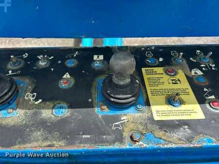Telescopic boom lift 2005  Genie S-60 (23)