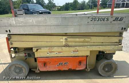 Scissor lift 2007  JLG 2030ES (21)