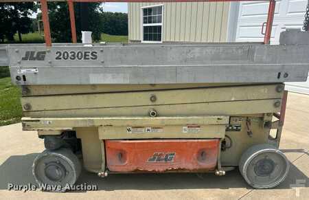 Scissor lift 2007  JLG 2030ES (22)