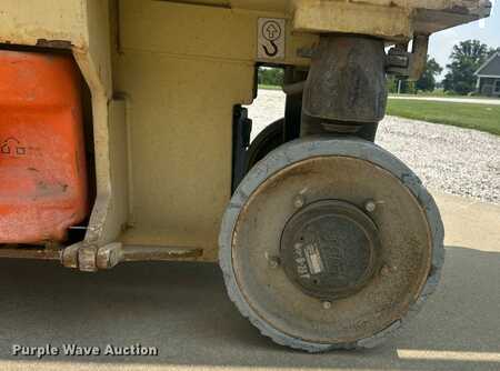 Scissor lift 2007  JLG 2030ES (28)