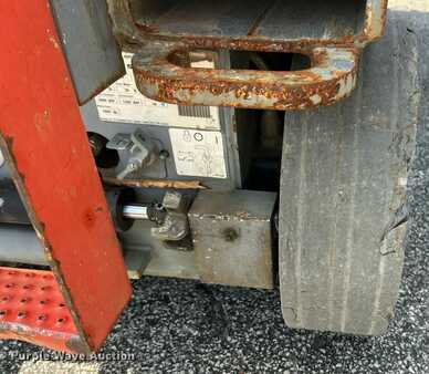 Scissor lift - Skyjack SJIII 3226 (33)