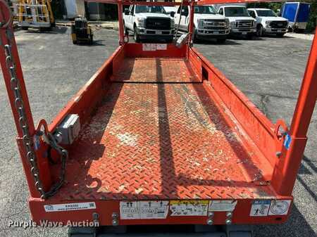 Scissor lift - Skyjack SJIII 3226 (9)