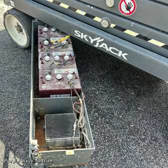 Scissor lift 2017  Skyjack SJ3226 (23)