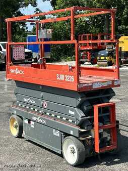 Scissor lift 2017  Skyjack SJ3226 (7)