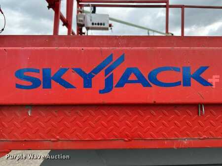 Scissor lift 2006  Skyjack SJ8841 (10)