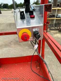 Scissor lift 2006  Skyjack SJ8841 (37)