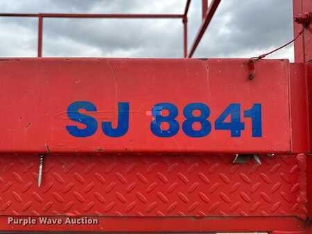 Scissor lift 2006  Skyjack SJ8841 (9)